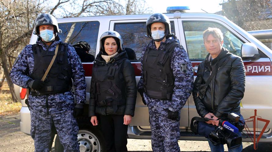 В преддверии Дня вневедомственной охраны журналист республиканского телеканала стала росгвардейцем на один день